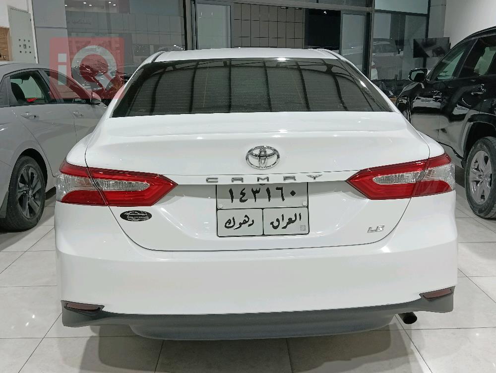 تۆیۆتا کامری